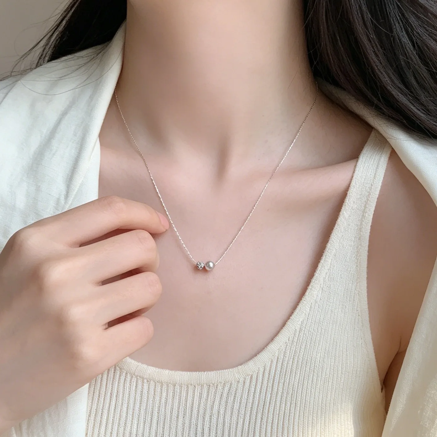 Premium Pink Pearl Choker with Rhinestone Ball Summer Office Wear Simple Elegant Lightweight Women