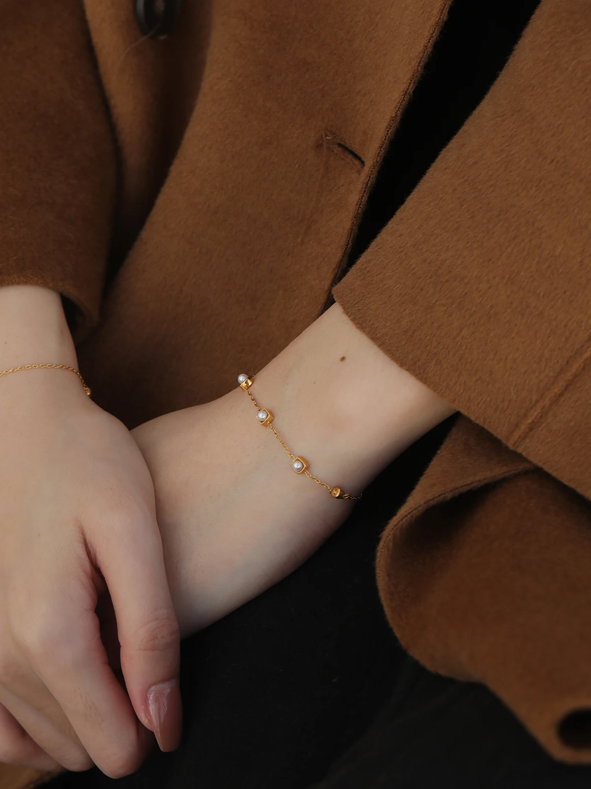 18K Gold Plated Baby Pearl Station Bracelet for Women Dainty Square Bezel Adjustable Chain Jewelry