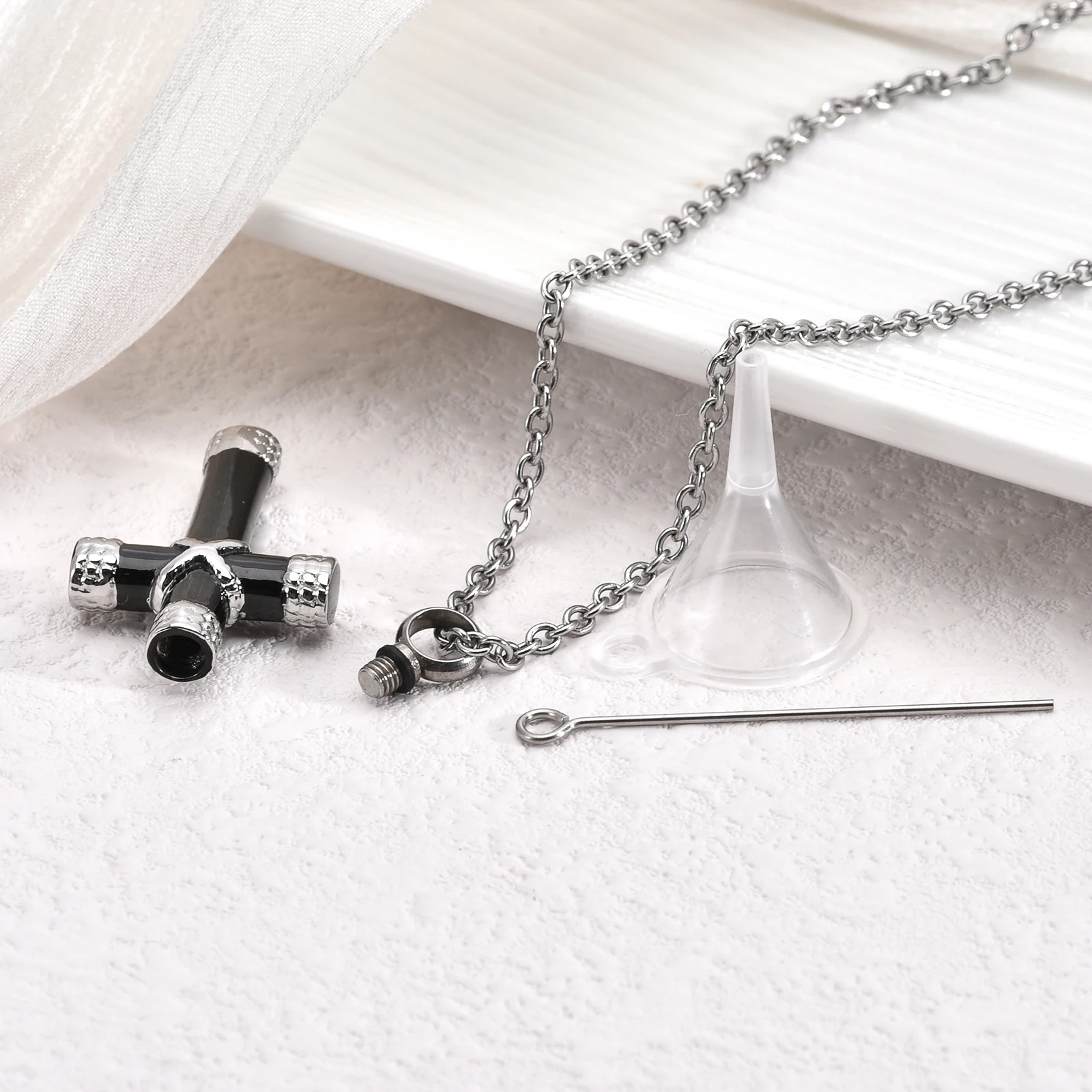 Cremation Jewelry for Ashes for Human Keepsake Stainless Steel Cross Memorial Pendant Cremation Urn Necklace for Human Ashes