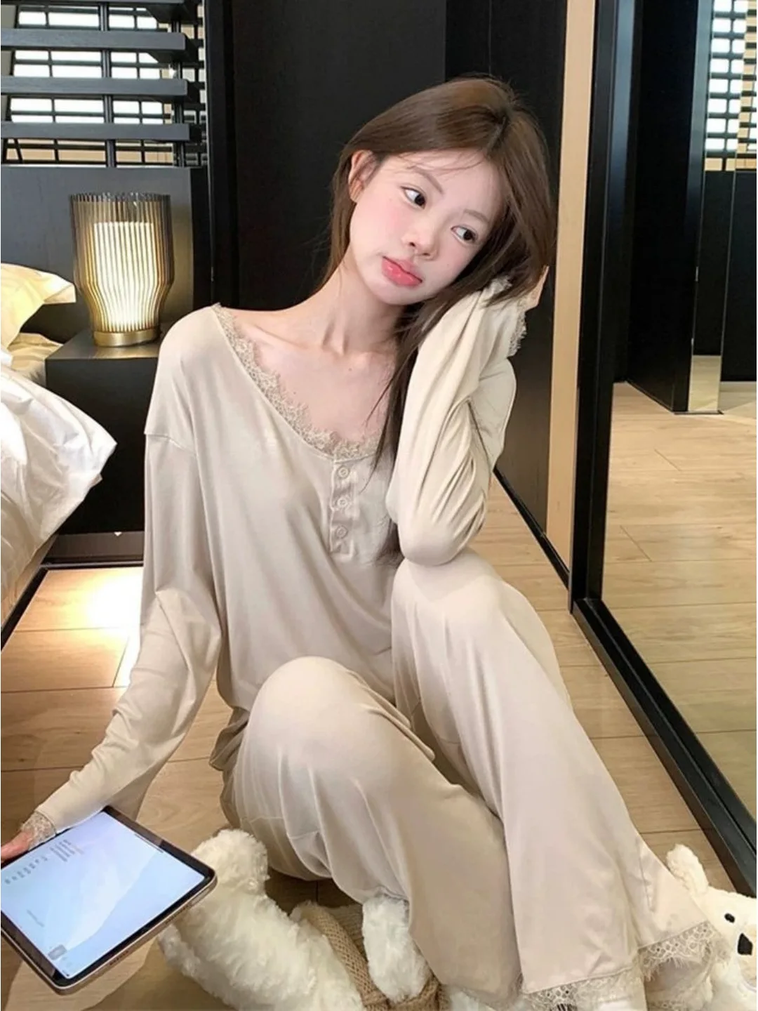 

plus Size Sleepwear Set Lace Trim Long Sleeve V-Neck Home Clothes Suitable for Outdoor Wear Winter Comfortable Breathable