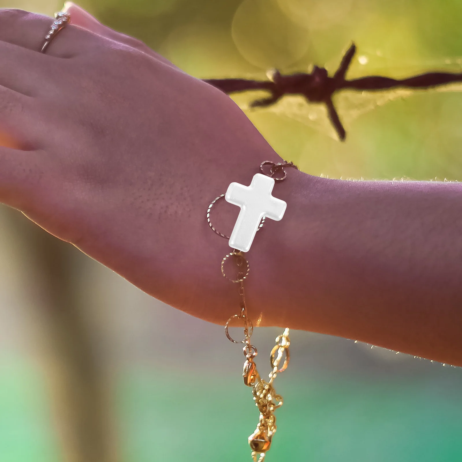 60 قطعة من خرز فاصل على شكل صليب من الأكريليك خرز فضفاض للأساور طقم صنع المجوهرات اليدوية سوار خرز ذاتي الصنع