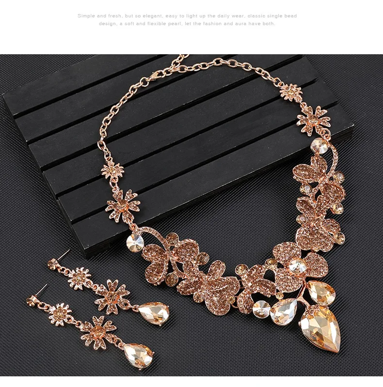 New Vintage necklace set women\'s luxury crystal banquet dress accessories