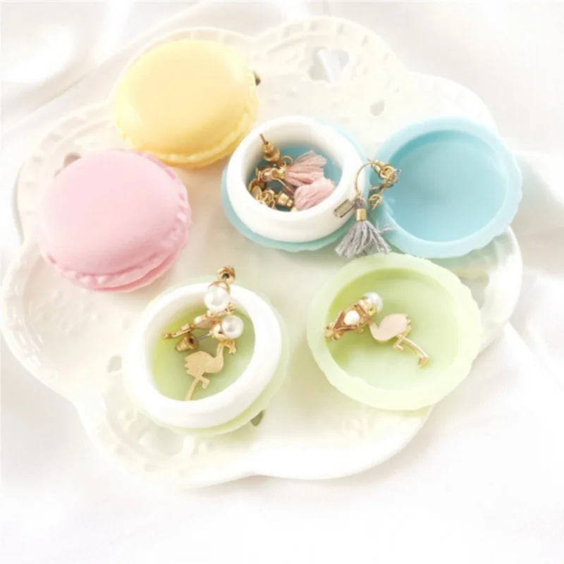 

6PCS/lot Candy Color Macarons Storage Box Plastic Jewelry Box with Buckle Closure Mini gift package box for Small items