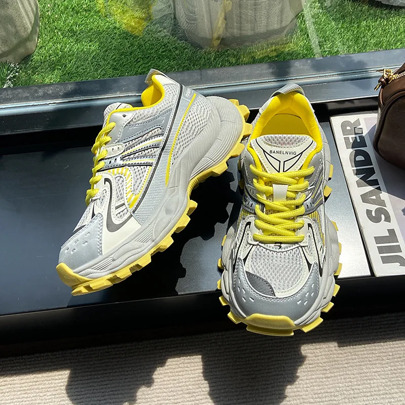 Летние сетчатые туфли для папы, женская противоскользящая повседневная спортивная обувь, новая спортивная обувь на толстой подошве, увеличивающая рост, 2025 г.