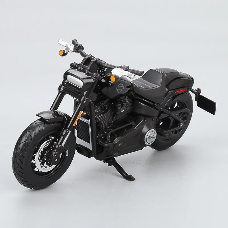 Genuine Maisto Cars Toys For Collector Motorcycle Toy Model Alloy Ornament Collection 1:18 Harley CVO Davidson 883 Glide 2022