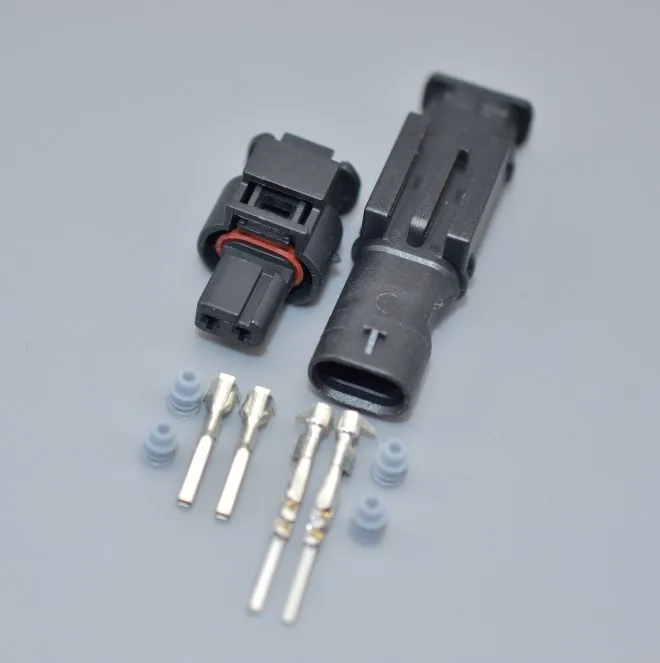 shhworldsea 2 Pin Automotive Waterproof Connector Fuel Pump Plug Solenoid Valve Plug 872-857-561 872-863-561 7543312-02 For BMW