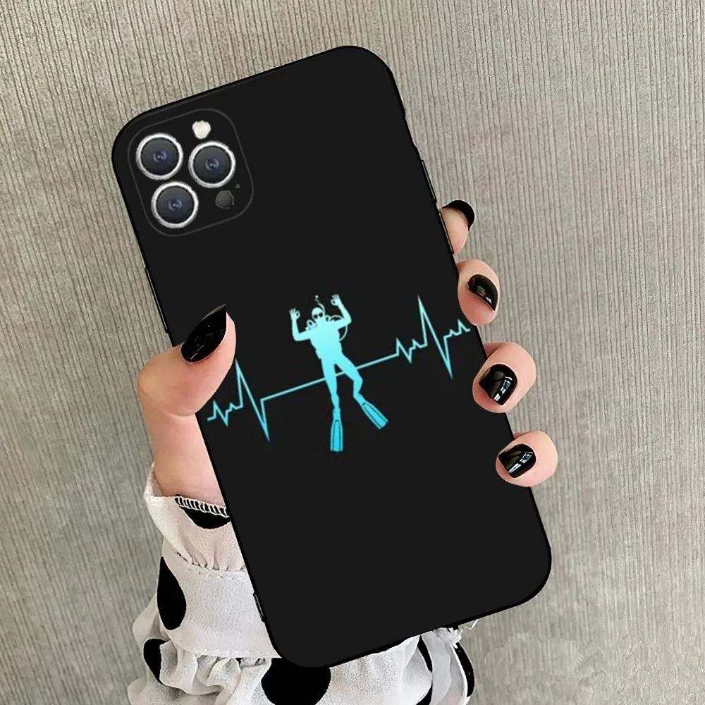 Scuba Diver Diving  Phone Case For iPhone 15,14,13,12,11,Plus,Pro Max,XS,X,XR,SE,Mini,8,7 Soft Silicone Black Cover