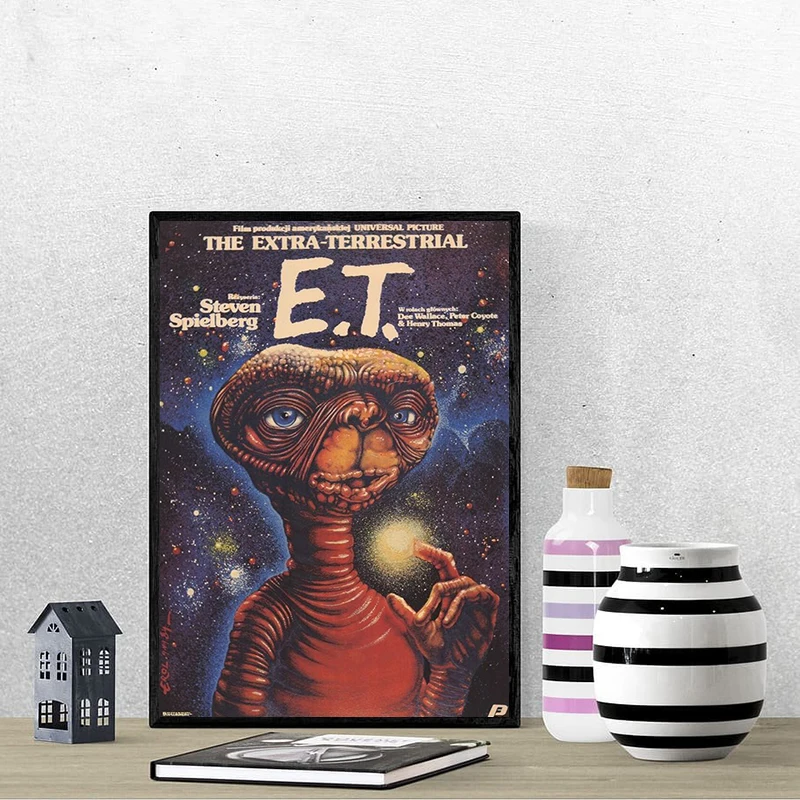 E.T. the Extra-Terrestrial Poster Decorative Wall Canvases Autumn Home Decor Items Tableau Decoration Mural Posters for Room