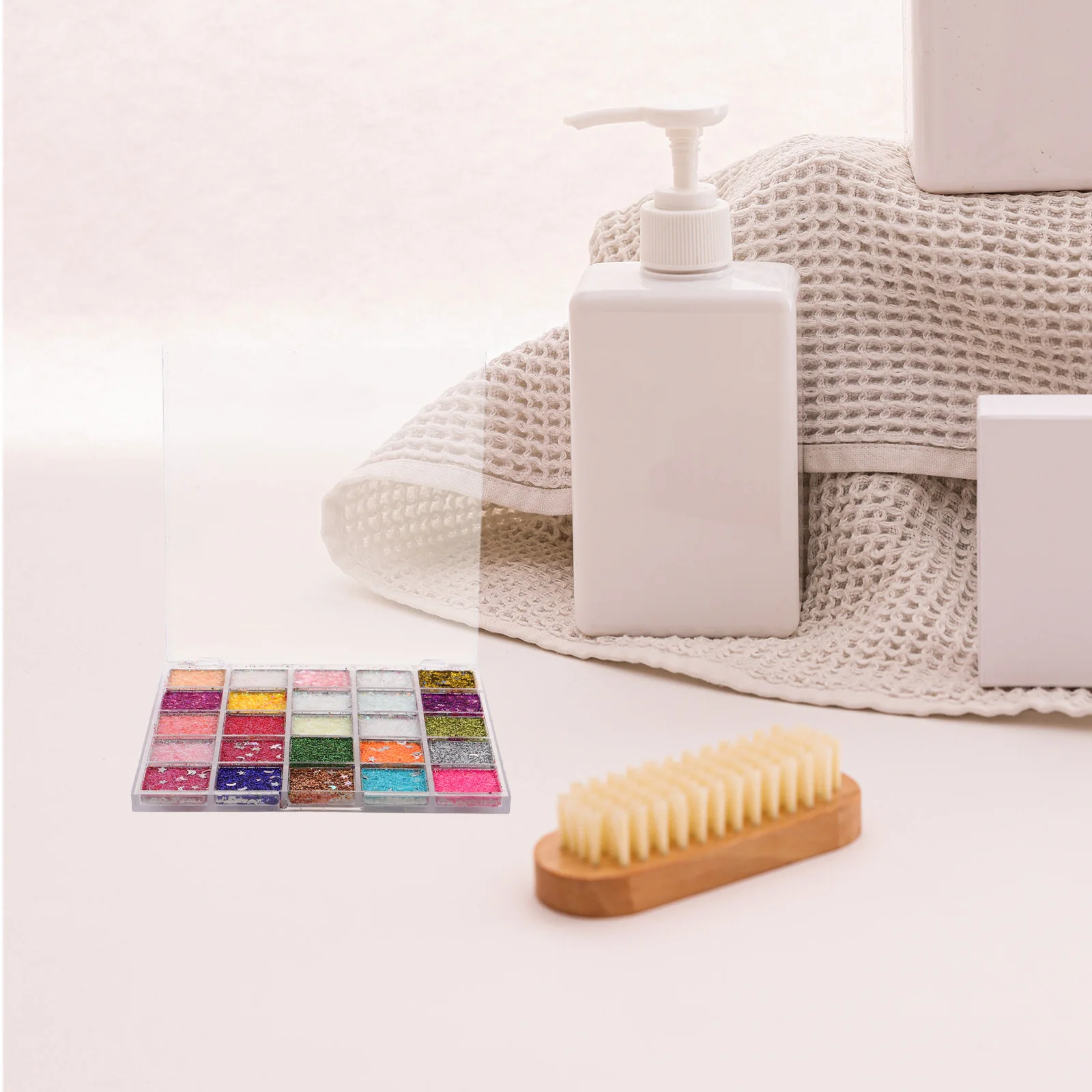 Palette di ombretti glitterati Polvere pressata luccicante a 18 toni Lunga tenuta Impermeabile Ideale per il trucco scintillante Cosmetici Viso scintillante