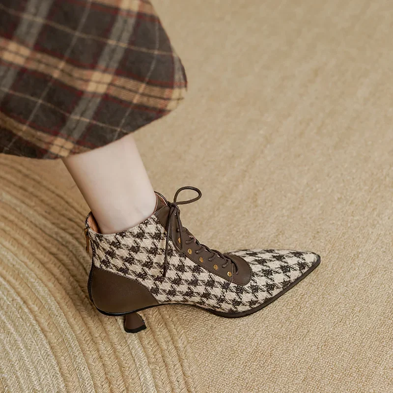 

Women Winter Cow Leather Thin Heel Elegant French Style Modern Boots Ladies Plaid Splicing Med Heels Short Boots Ботинки Женские