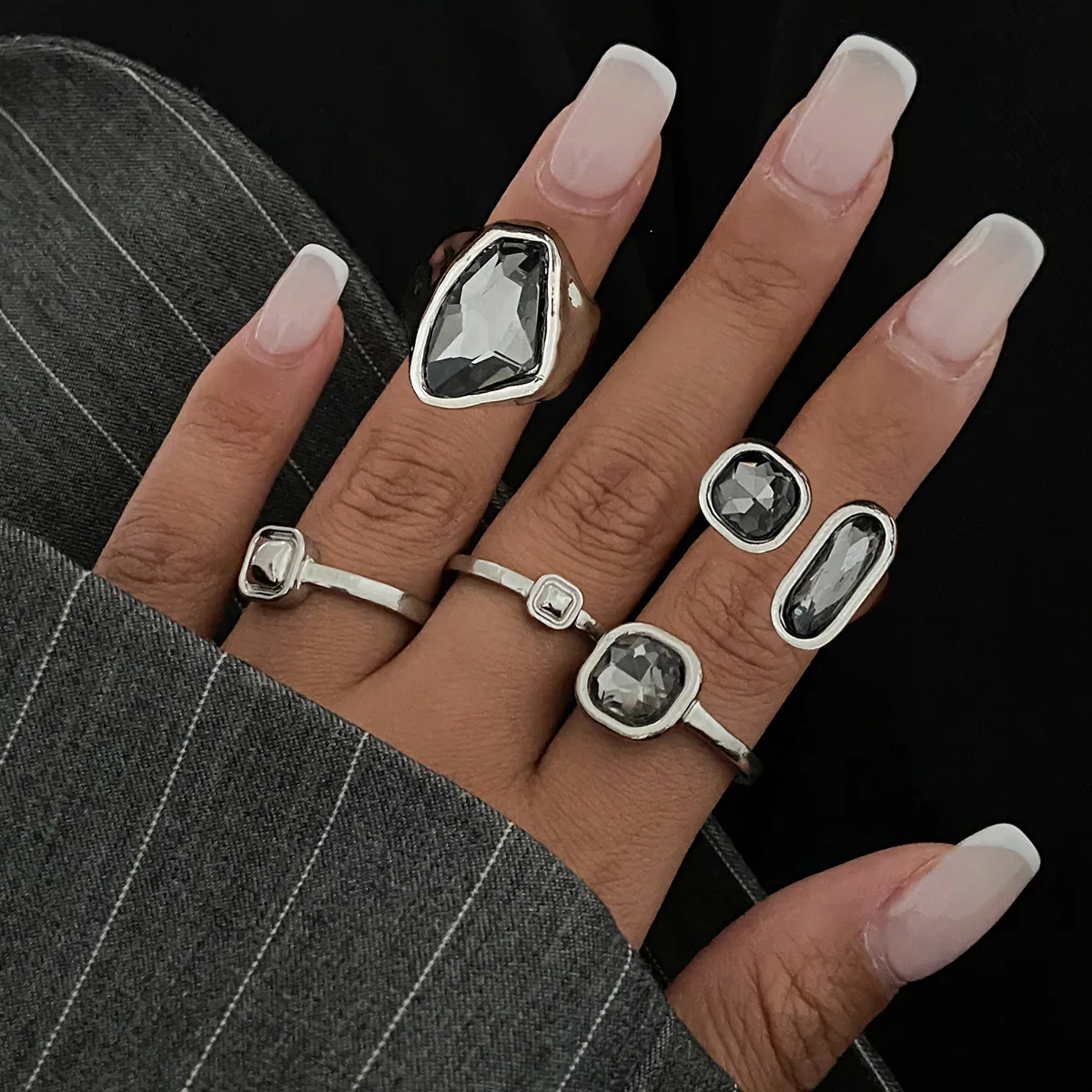Vintage Irregular Acrylic Knuckle Ring Rhinestone Pavé Geometric Open Fit Chunky Hand Decor for Women Daily