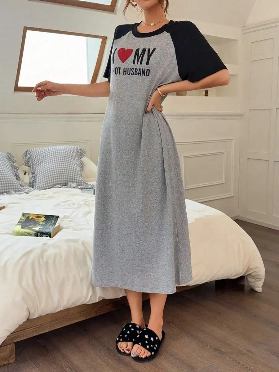

Contrast Color Raglan Short Sleeve Knit Crew Neck Nightgown For Women