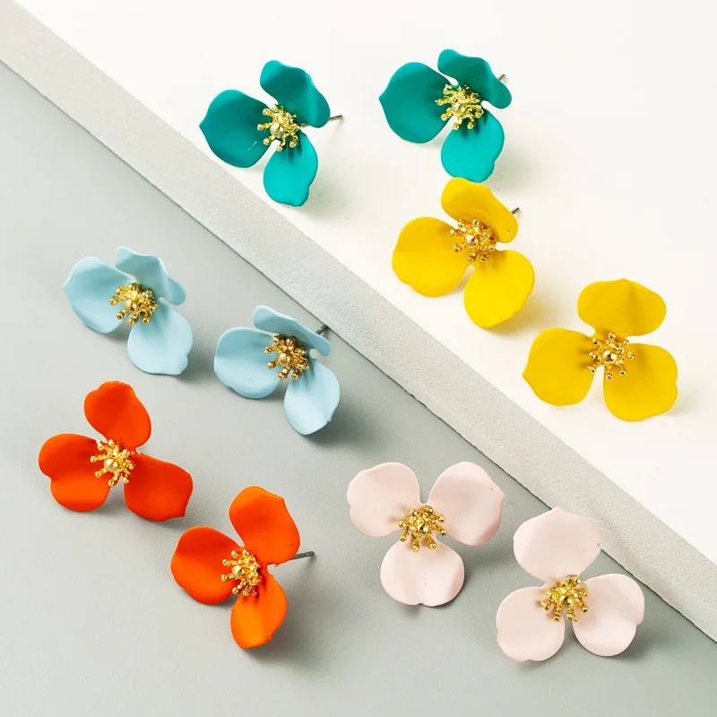 Delicate Cute Small Fresh Sweet Temperament Flower Women Earrings Fashion Simple Trend Three Pages Flower Earrings Female