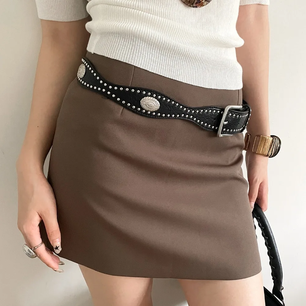 

Retro Maillard Women Rivet Belt Vintage Metal Buckle Wide Leather Waistband Jeans Girdle Y2k Punk Style Belt Pants Accessories