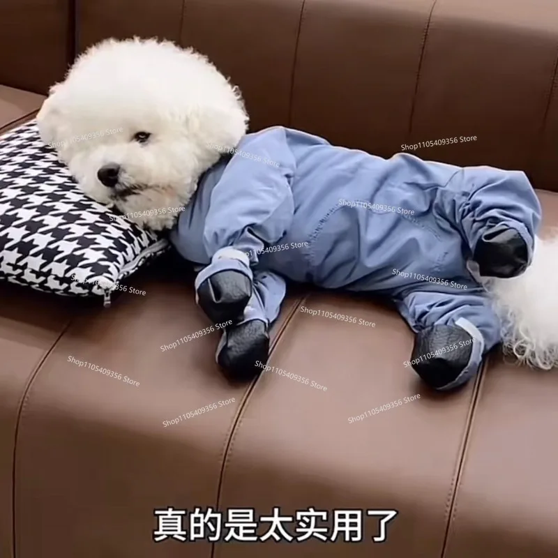 For Pet Dogs and Dogs, The New Anti-dirty Protective Clothing with Shoes Is Versatile with Feet and Belly Four-legged Clothing.