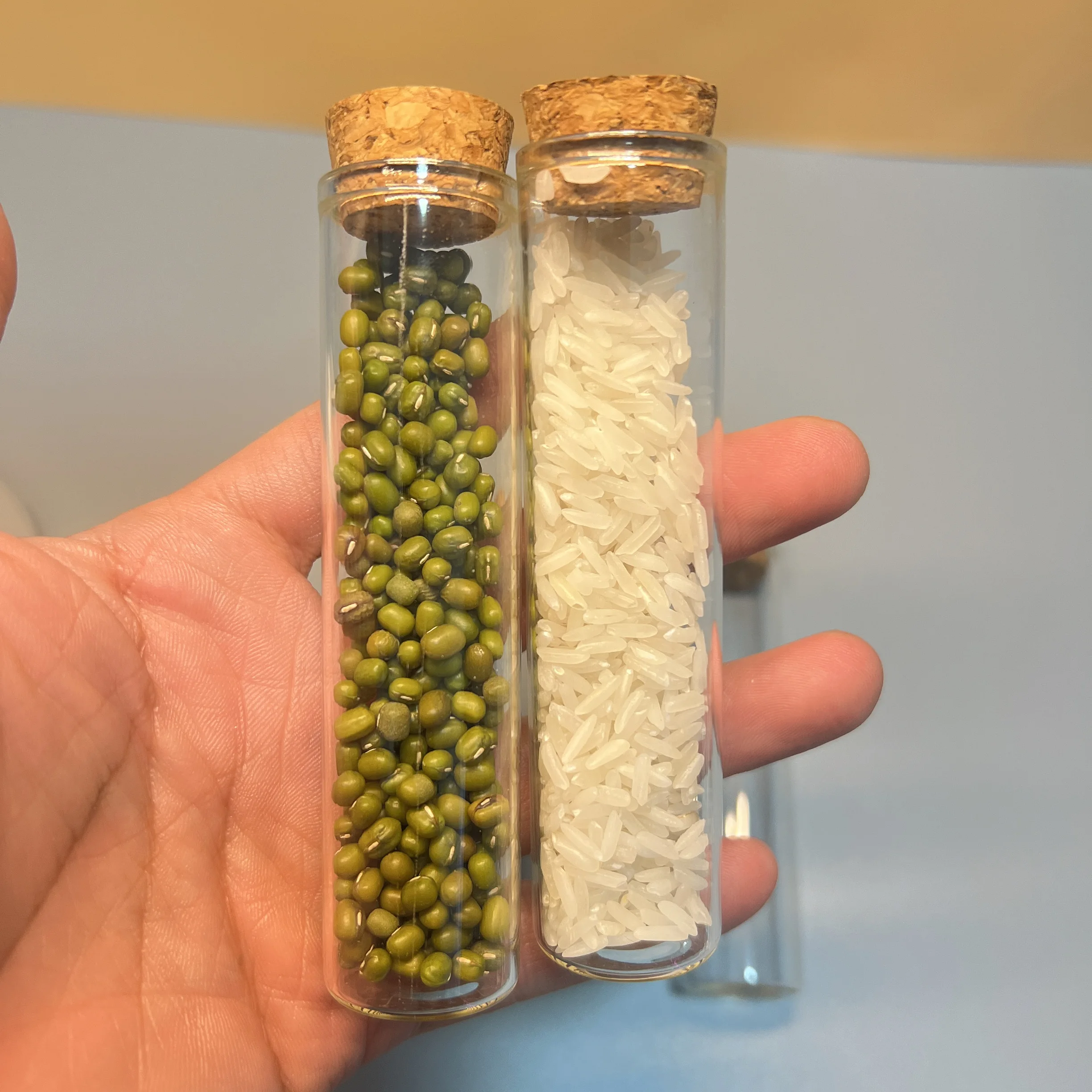 360 tubes à essai en verre de 20x25x100mm avec bouchons en liège droits, mini-bouteilles transparentes pour le stockage d'épices de cuisine et les bouteilles à vœux