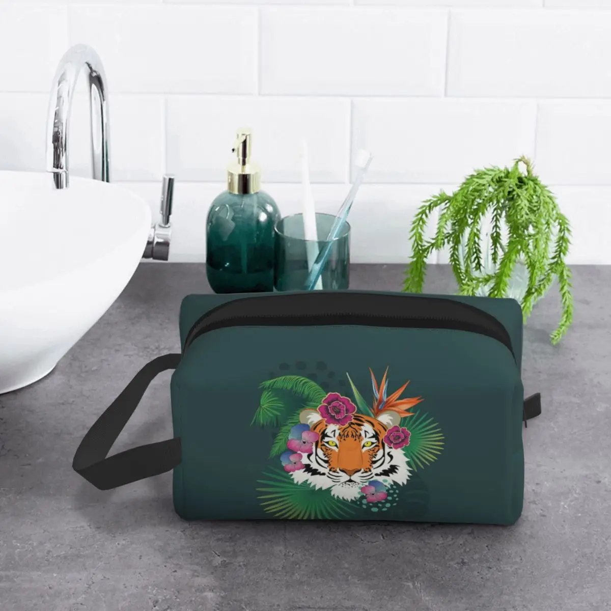 Leopard Tiger Cartoon Makeup Bag Cosmetic Organizer Storage Dopp Kit Toiletry Cosmetic Bag for Women Beauty Travel Pencil Case
