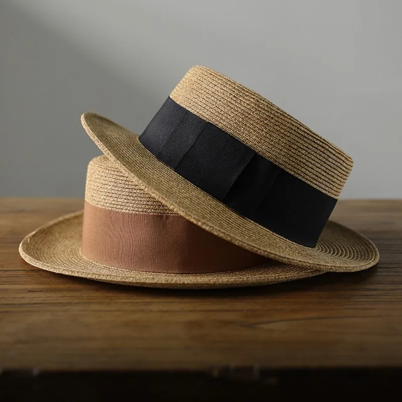 A simple flat-topped hat with woven for women wide-brimmed sun-protective outings