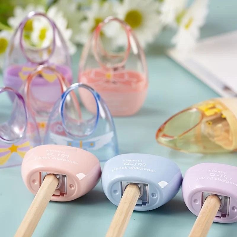Creative Cute Handheld Cartoon Pencil Sharpener Student Stationery Kindergarten Prize Gift Manual Pencil Sharpener Bagged
