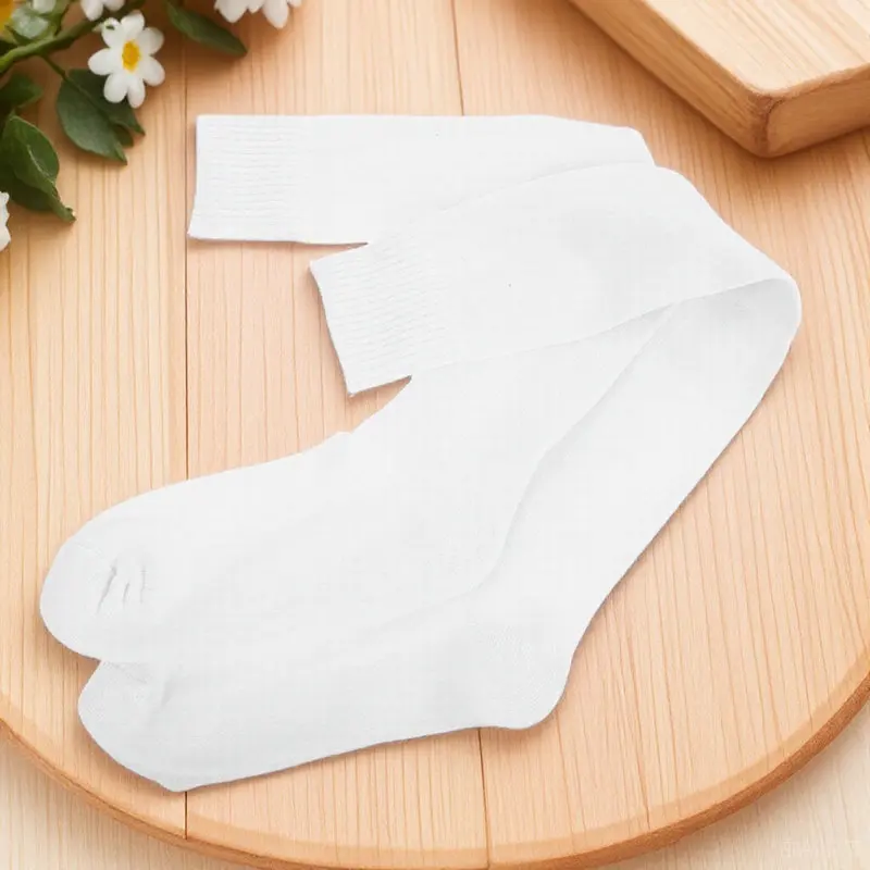 

1Pair Long Fencing Breathable Thick Elastic Knee Support White Socks Cushioned Comfort Knee High Socks for Soccer Softball