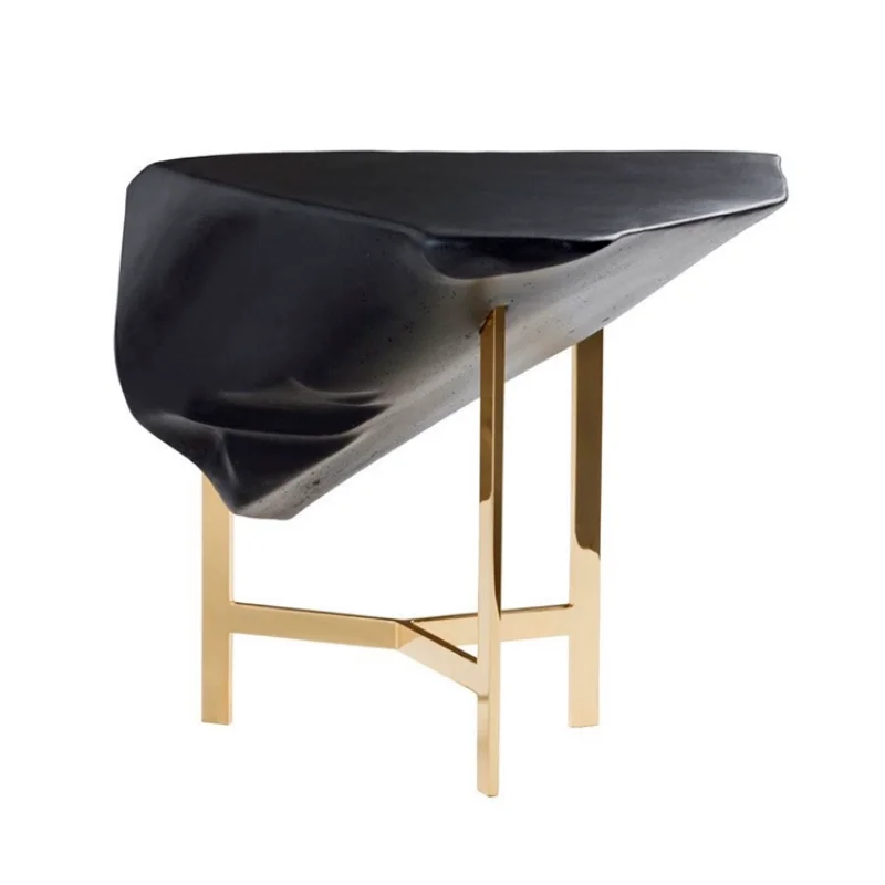 ⁕rUnique Asymmetric Structure Coffee Table Black Top with Golden Metal Frame Modern Creative FRP Side Table