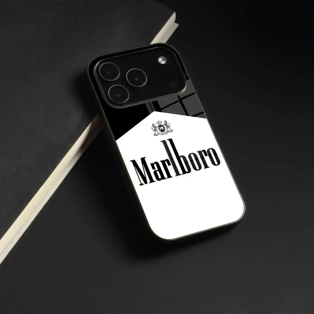 Funda de cristal para iPhone 17 Air 16 15 14 12 11 13 Pro Max Mini X Xr Xs Se Plus con diseño de cigarrillos Marlboro