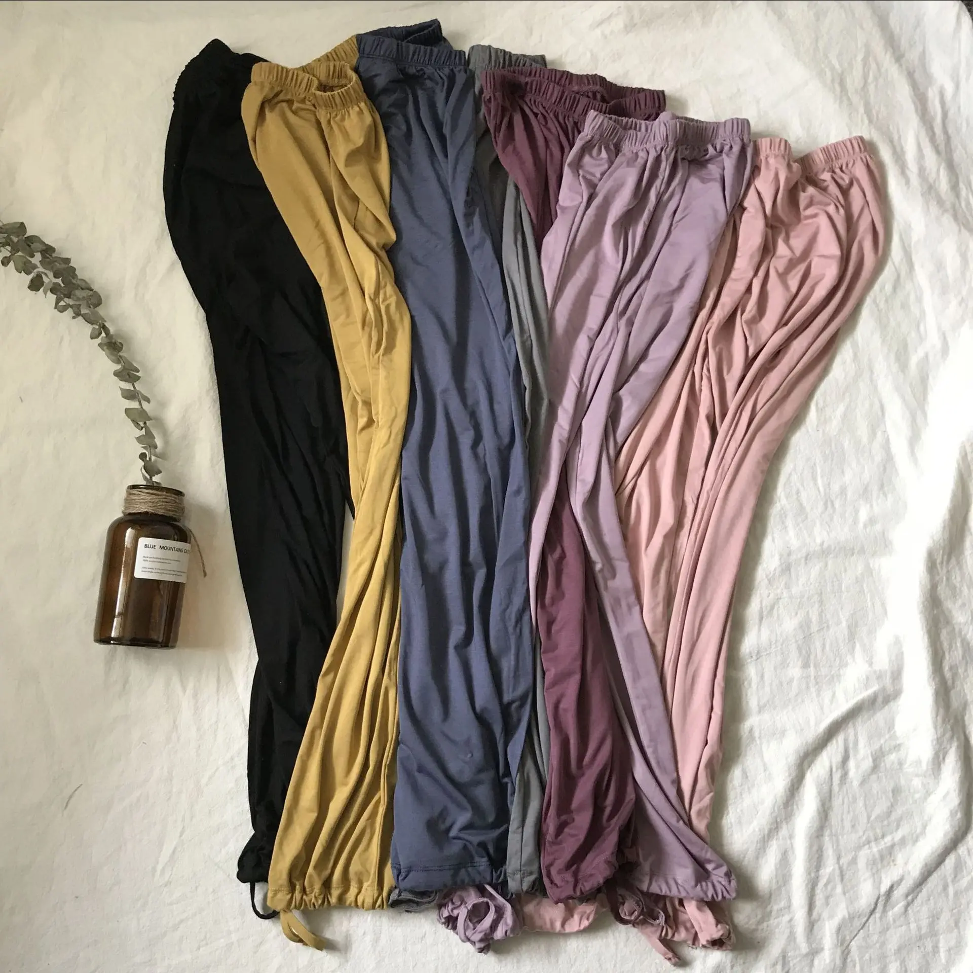

Heptachrome Copper Ammonia Thread Drawstring Pants Straight Leg Long Trousers Grey Duck down Filling Spring Season China Origin