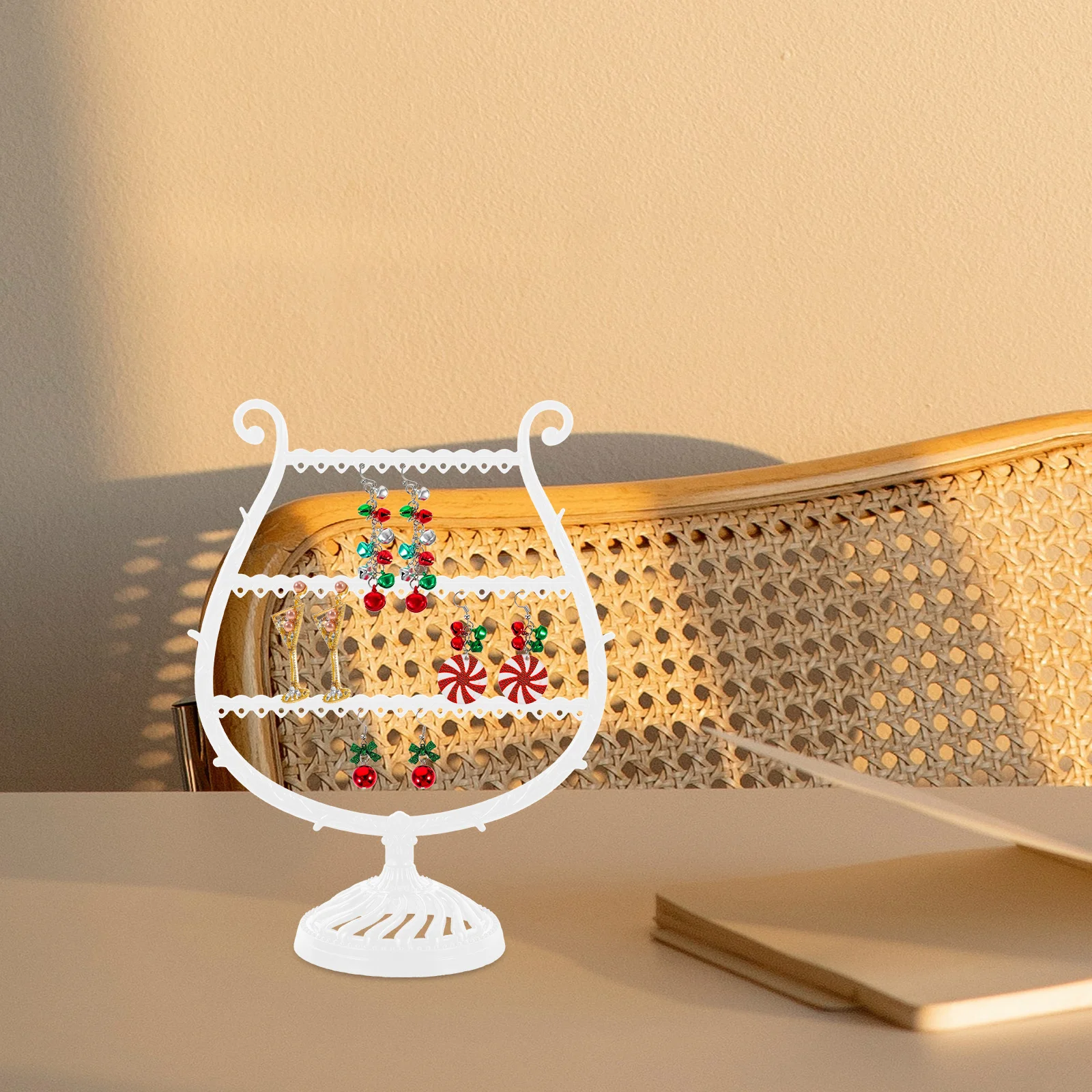 

Wine Cup Shape Jewelry Organizer White Safe Plastic Earring Holder Jewelry Display Stand Necklace Bracelet Storage Organizer