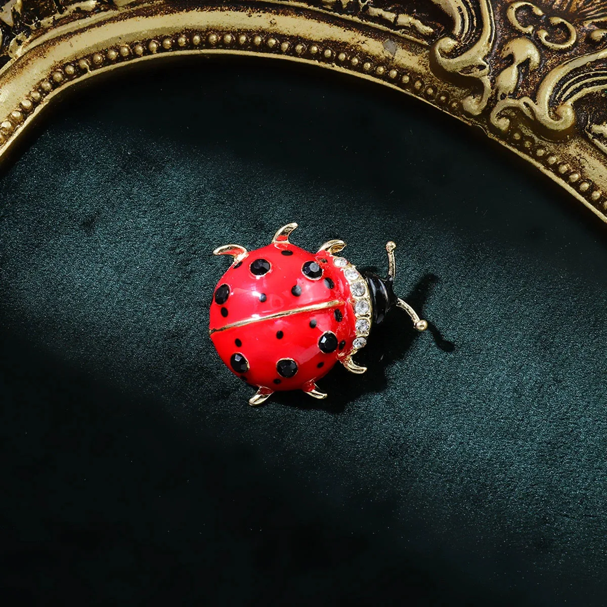 New Cartoon Seven-spot Ladybug Brooch Luxury Retro Rhinestone Alloy Insect Badge Pin For DIY Clothing Bag Hat T-shirt Decoration