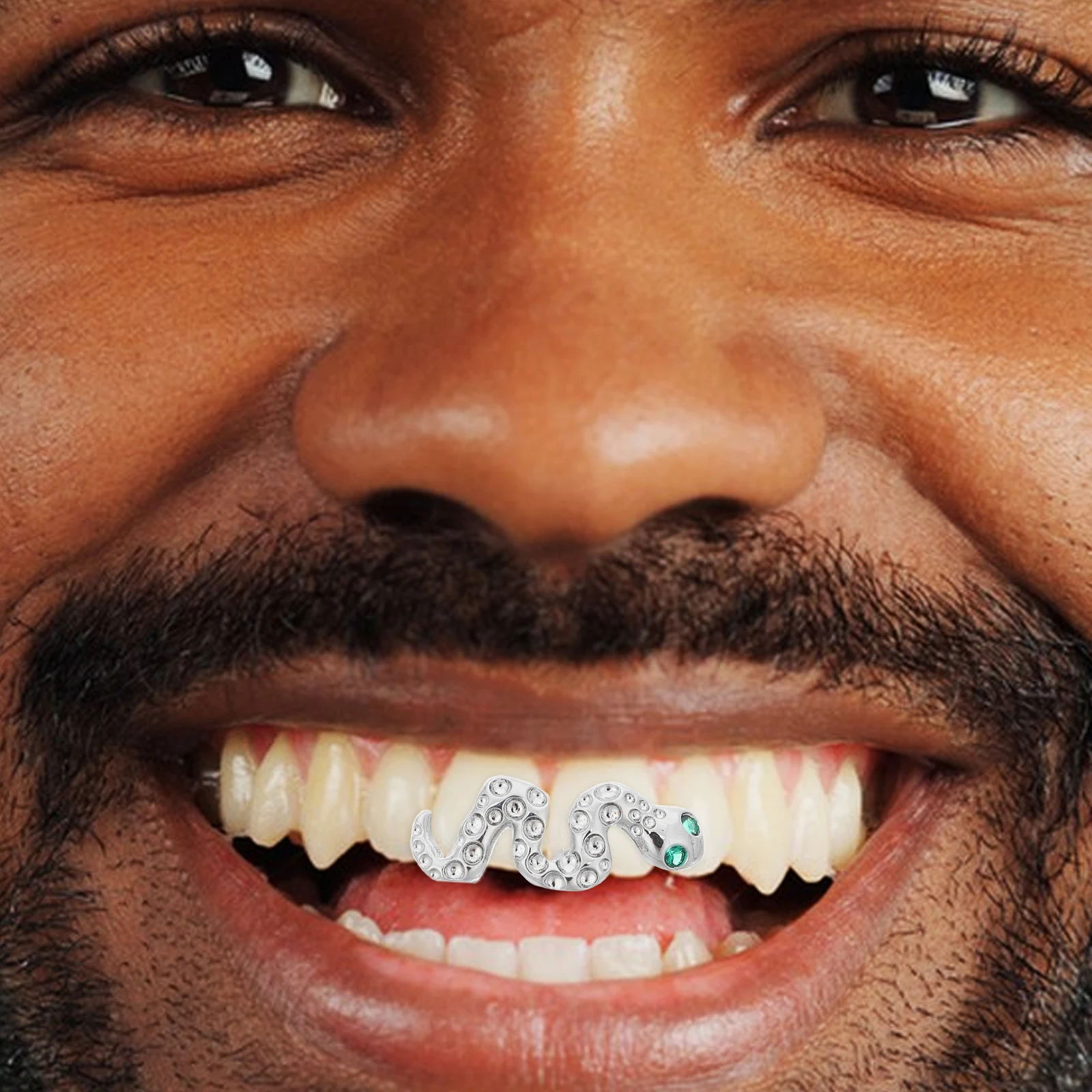 

1 Set Snake Design Hip Hop Grills Metal Comfortable Rapper Grills Women Decorative Teeth Jewelry Shiny Grill Accessories Stage