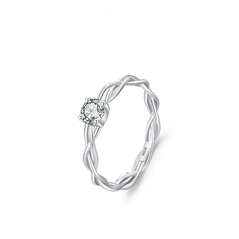 

STL S925 Sterling Silver Super Flash Single Diamond Ring for Women in Europe and America