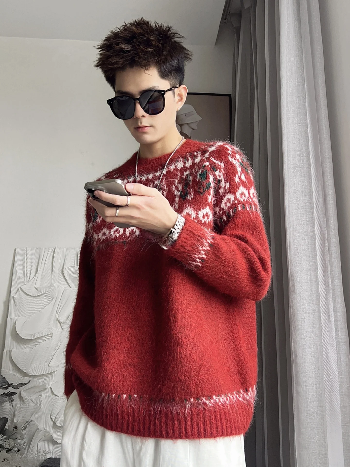 

Красный утепленный вязаный свитер с круглым вырезом для мужчин: теплая базовая одежда для дома, кампуса и повседневной носки