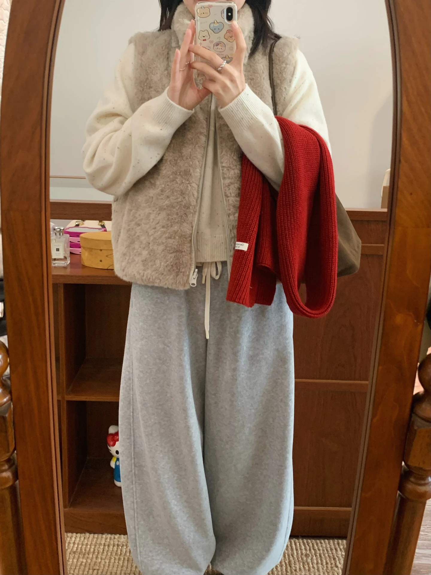 

Новая осенне-зимняя двусторонняя пушистая куртка-жилет из экологичного меха с воротником-стойкой для женщин, премиум-класса