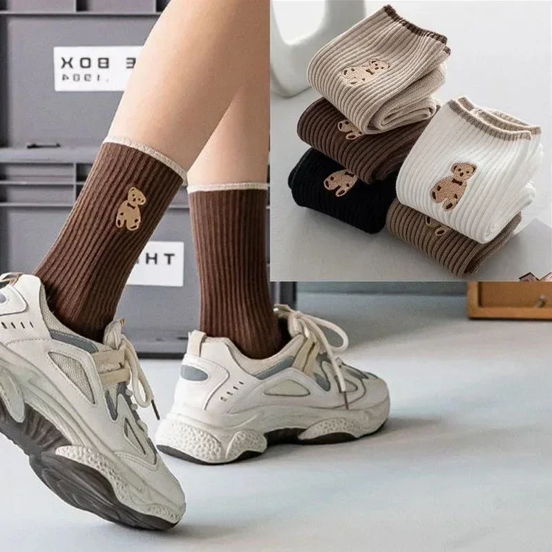 Calcetines de estilo universitario coreano para mujer, medias de tubo de oso de peluche Kawaii, algodón suave, versión coreana, tendencia Ins, calcetería informal, invierno, nuevo