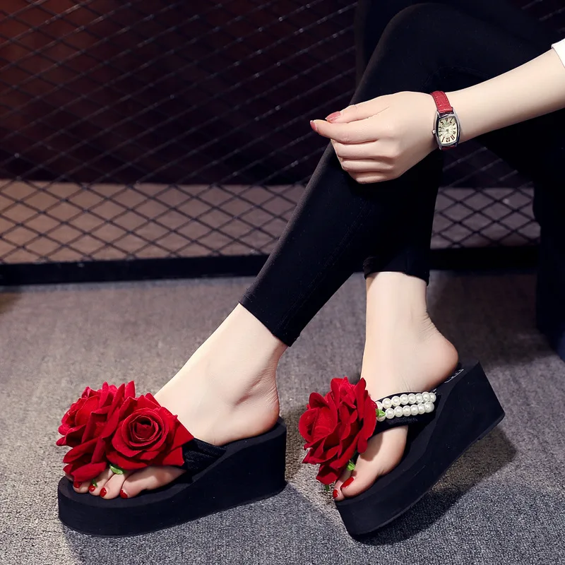 

Summer New Luxury Women's Shoes for Summer Outdressing Flower Pearl Flat Slippers for Beach Vacation Non slip Women's Slippers