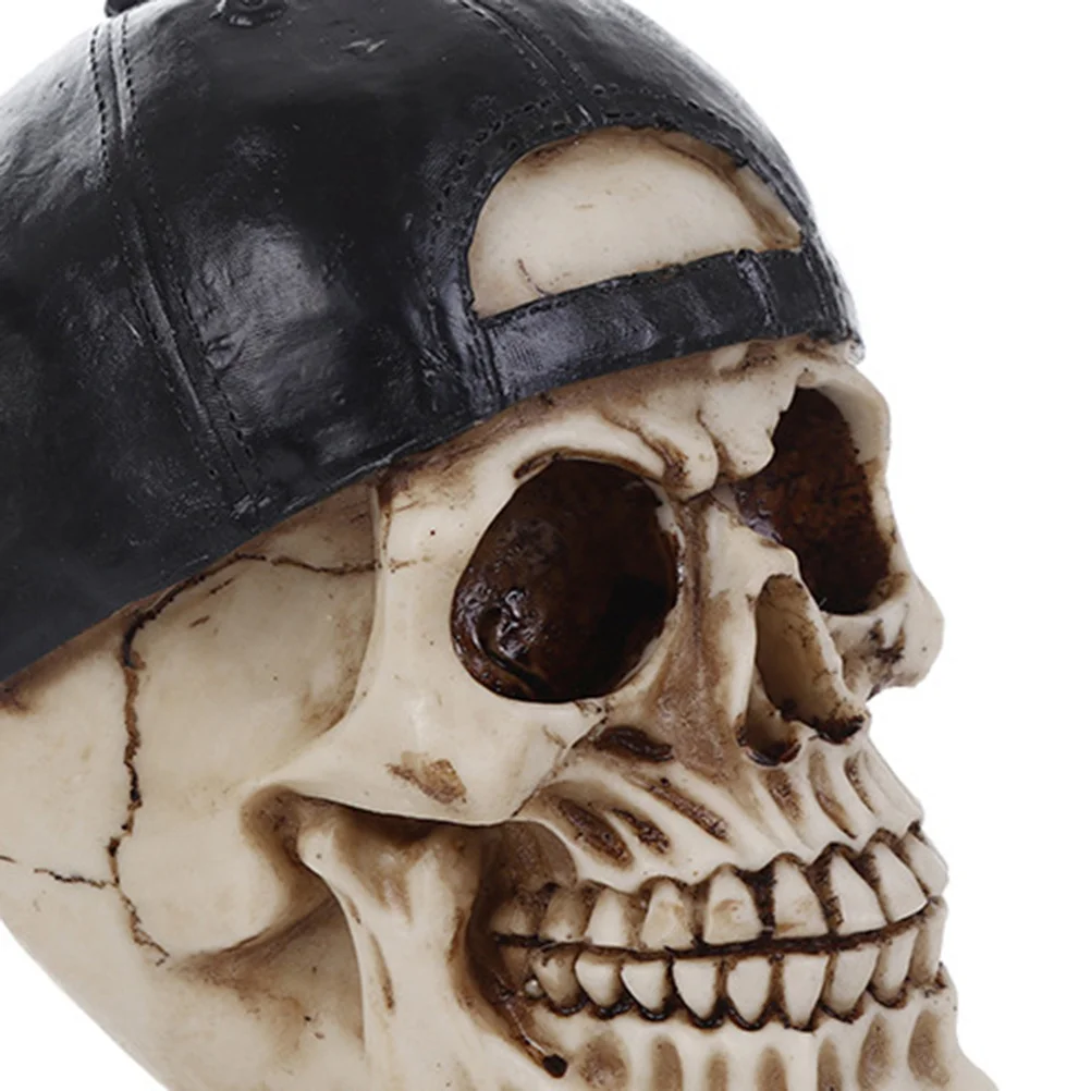 

High Strength Resin Skull Halloween Decor Realistic Human Head Eerie Display for Parties Bar Nightclub Mantel Table