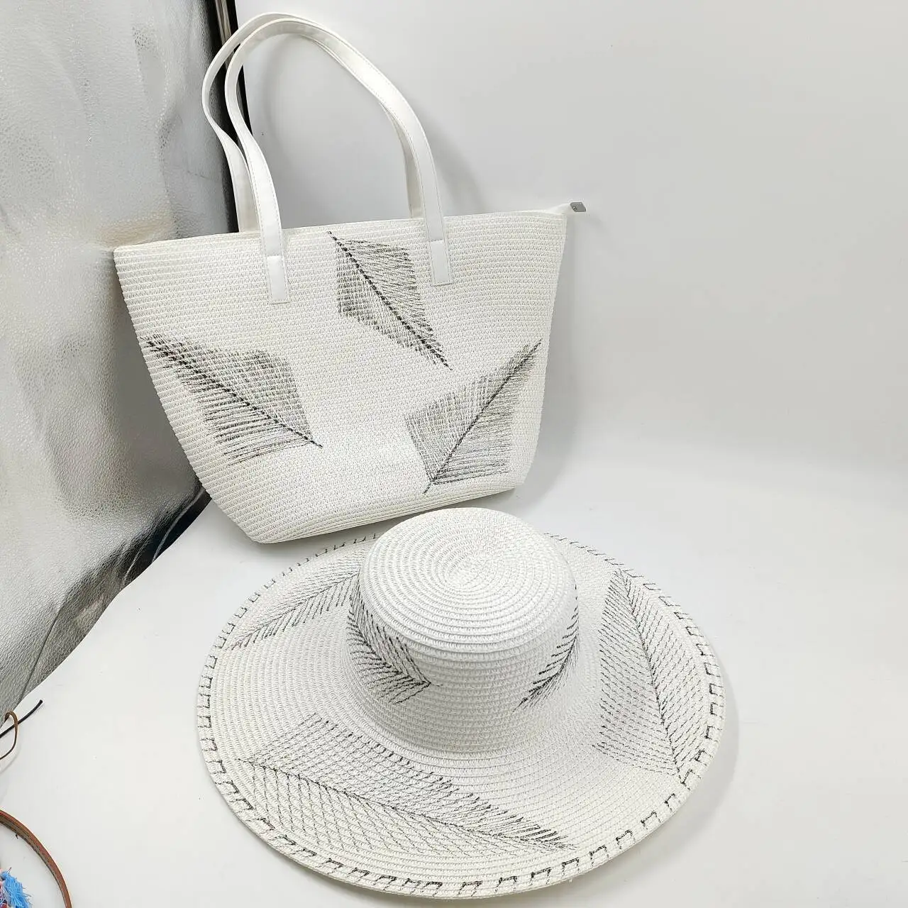 

2024 New Summer Large Brim Striped Straw Hat And Woven Bag Set Outdoor Breathable Sunshade Elegant Style round Top Hat