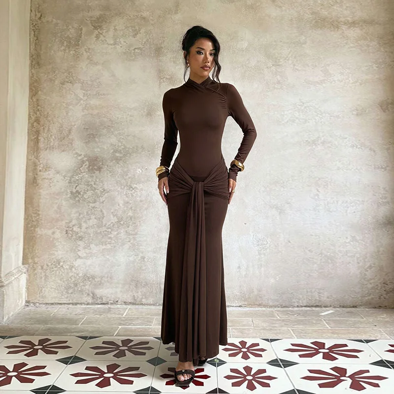 Jh26417, A Chic And Erotogenic Clothes In The Latest 2026 Autumn. Style, Featuring A Stand-up Necklace A Fixed Waist, And A Slim