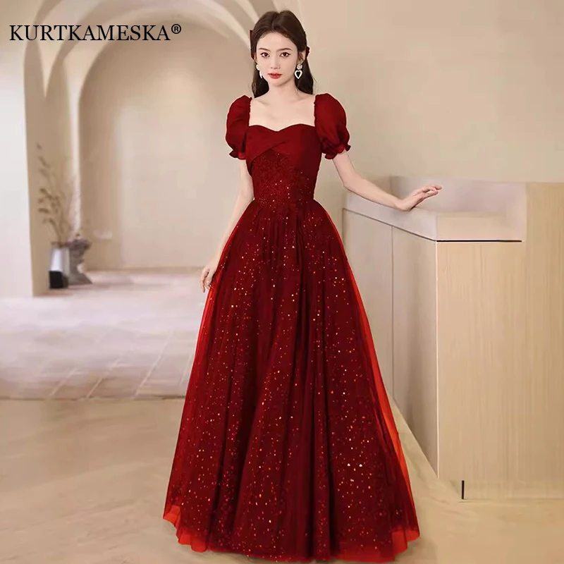 

Элегантные свадебные платья с милым вырезом лодочкой для женщин 2026 атласное бордовое вечернее платье длиной до пола, простые свадебные платья для съемки