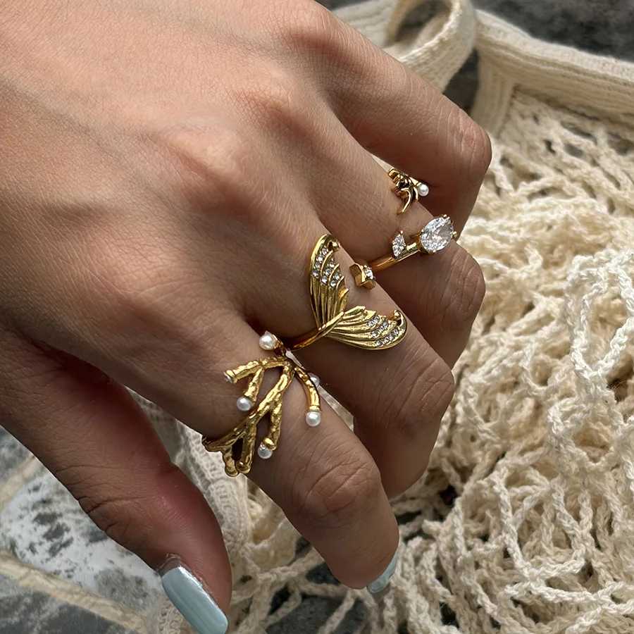 White Rhinestone Fish Tail Egg Shaped Rings Zircon Coral Open Ring For Women 18K PVD Gold Plated Stainless Steel Rings Set