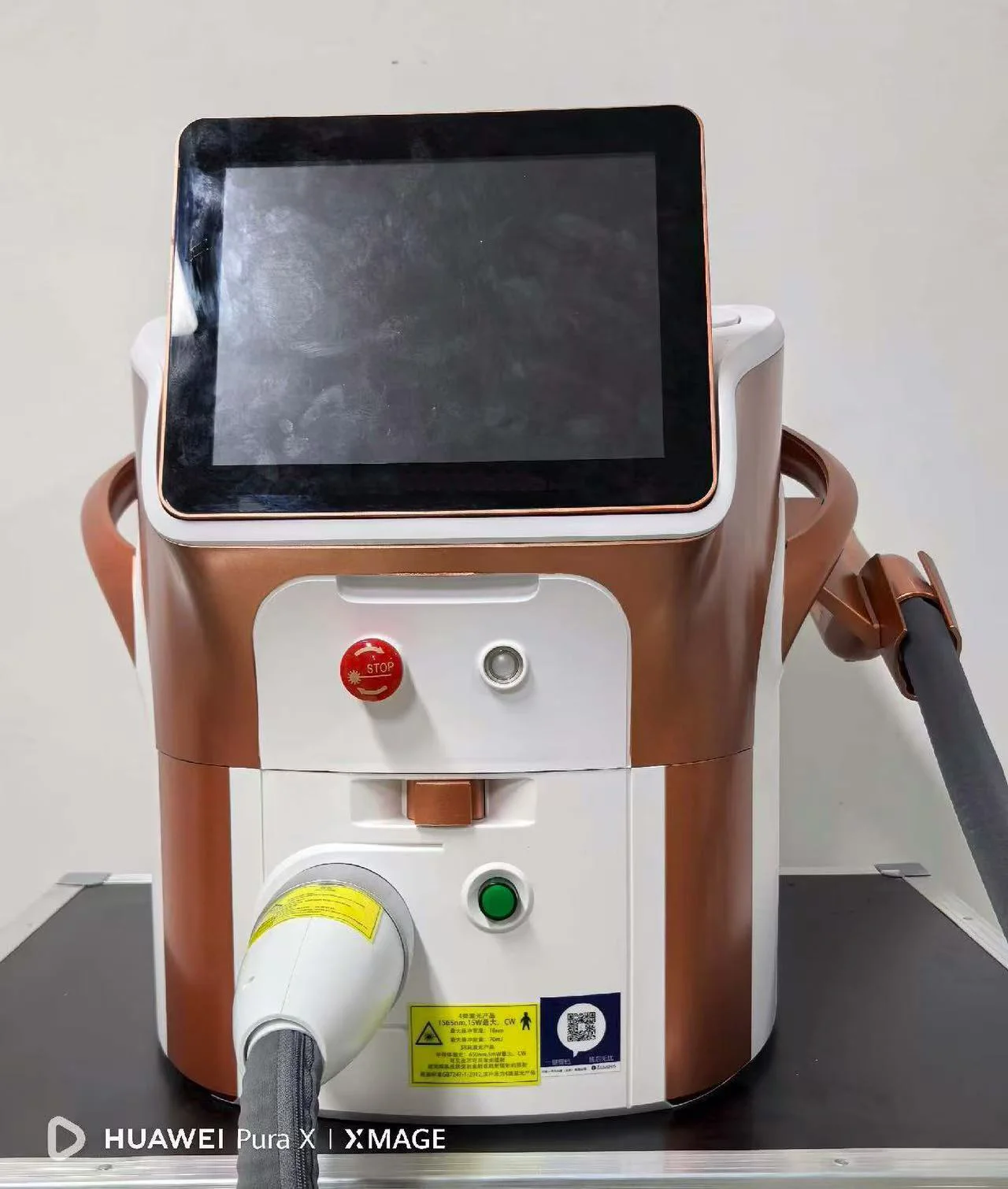 

Новый портативный аппарат M22 IPL DPL OPT для отбеливания и омоложения кожи, профессиональный диодный лазер для перманентного удаления волос с охлаждением (Ice Titanium)