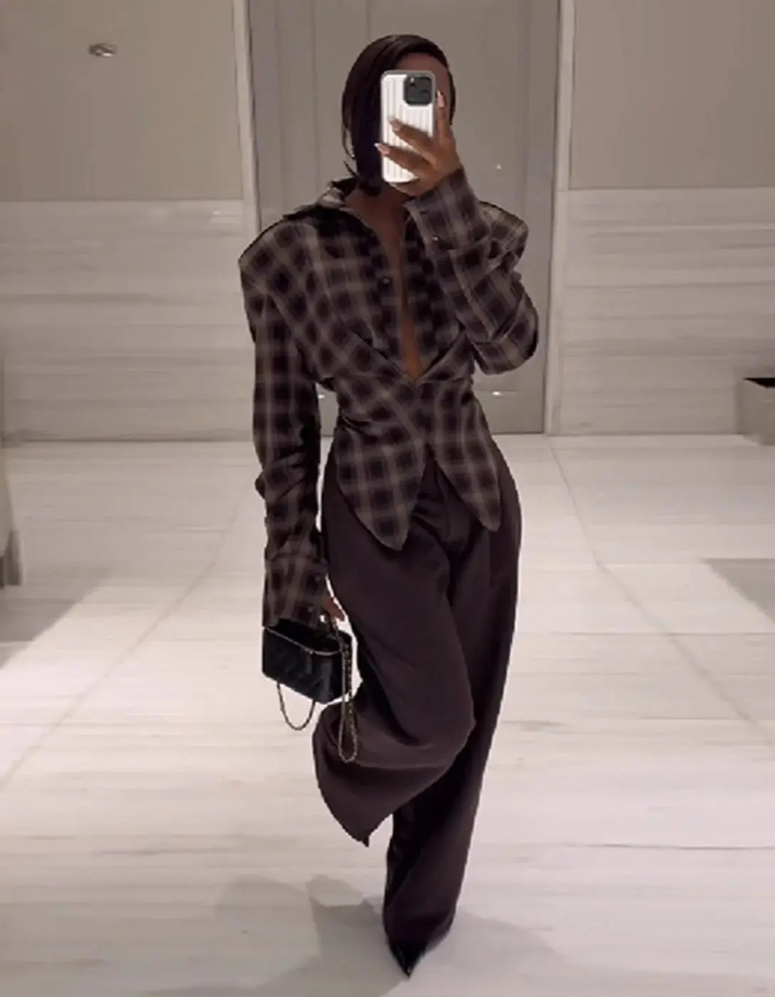Chic Sexy Plaid Long Sleeved Shirt Designers Flattering Stylish Casual Female Autumn Tops Trendy Fashionable Women's Streetwear