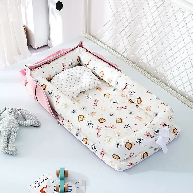 EG132 Foldable Baby Bed, Portable Bionic Newborn Co-Sleeper, Anti-Crushing Baby Sleep Bed, Compact Travel Baby Bed