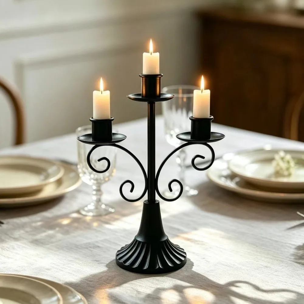 Iron Three Headed Candlestick Holders Vintage Stable Base Rolled Flower Candelabra European Style Metal Candle Holder Home Decor