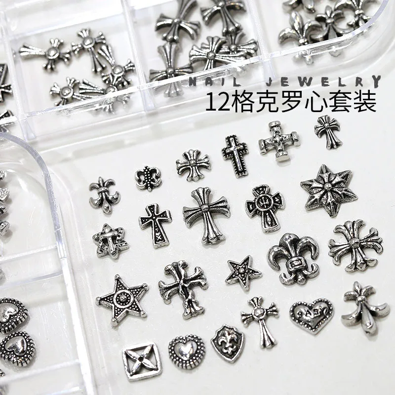 60 Stück/1 Box Retro Metall Kleine Kreuz-Nagelkunst-Anhänger Y2K Gothic Punk Stil Nageldekoration DIY Nagelzubehör Schmuck – Detail 5