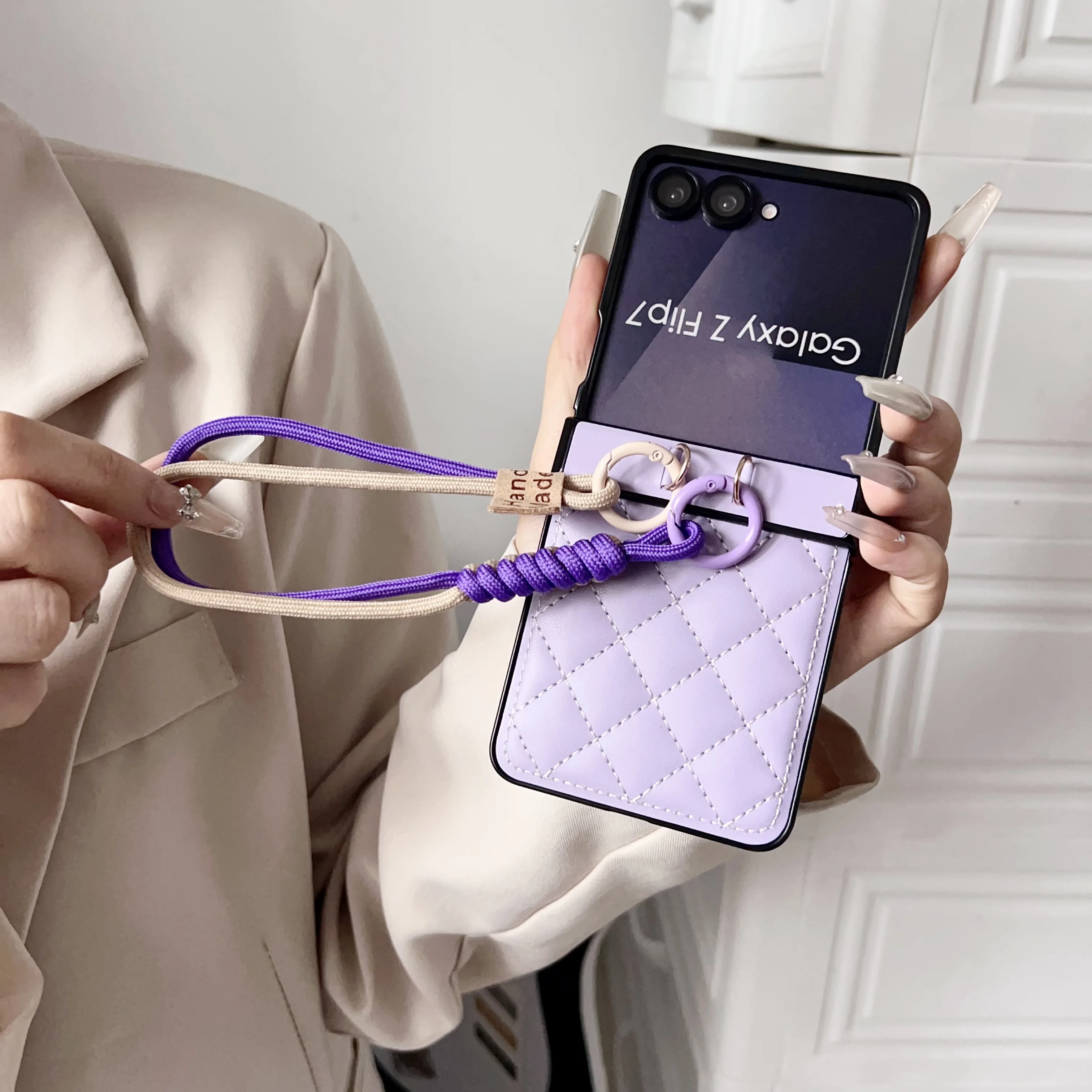 Rhombus Retro Handgelenkschlaufe PU-Leder Handyhülle für Samsung Galaxy Flip 7 FE 6 5 4 3 Flip7 stoßfeste Scharnierabdeckung – Detail 18