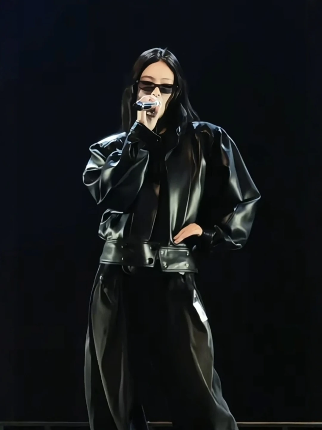 

Jennie American Retro Sle PU Leather Jaet ort Folded Waist Belted Loose Fit Biker Coat Women's Autumn Spring Faion