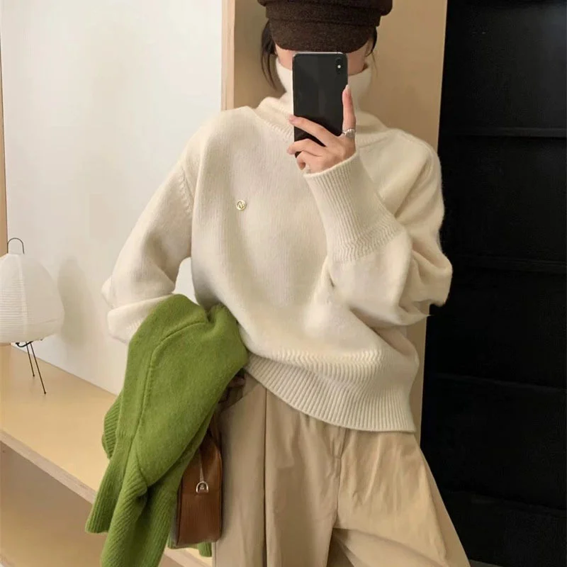 Maglione a colori alti Donna Autunno Inverno Morbido stile pigro Pullover lavorato a maglia allentato di alta qualità Top spesso color caramello dolce