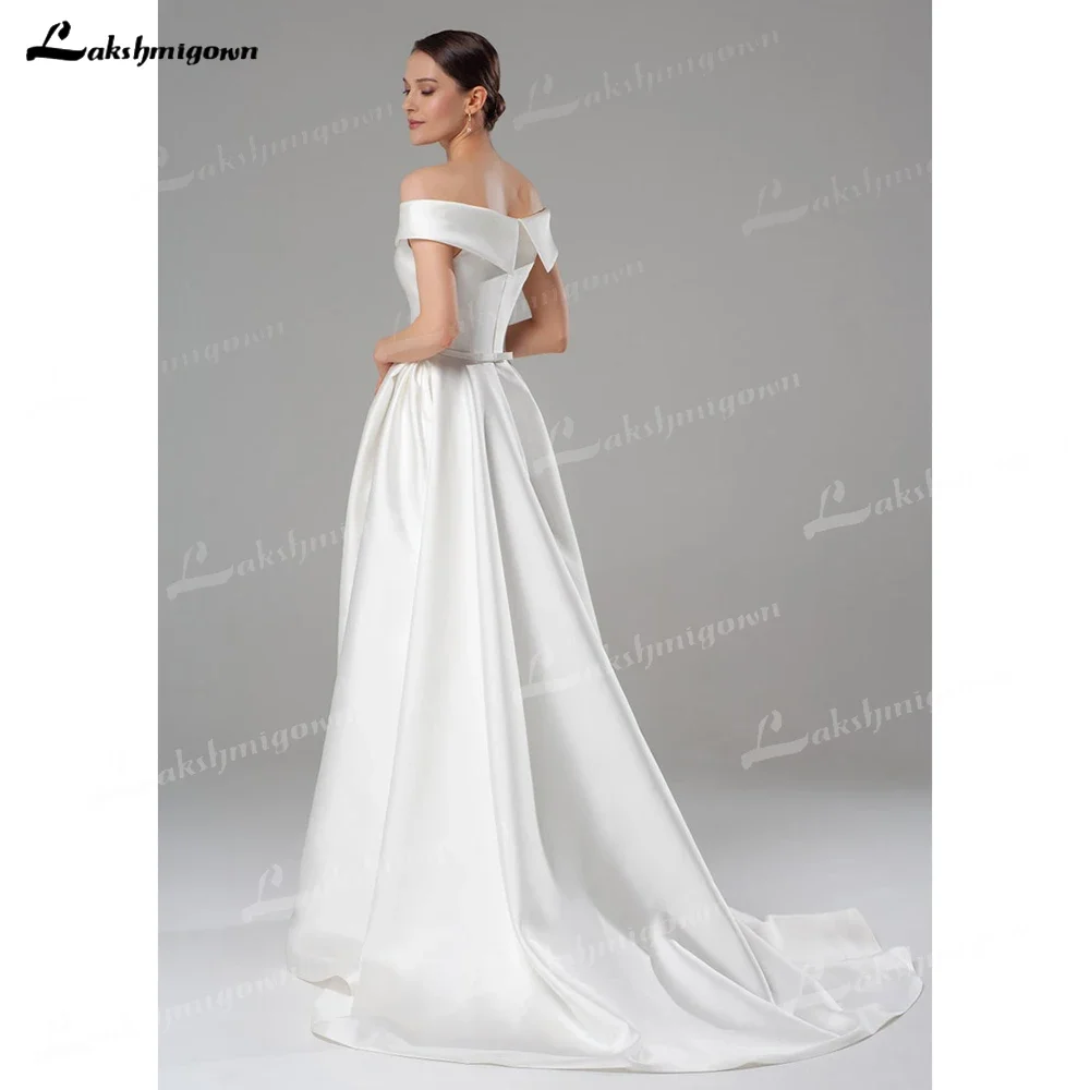 Robe de mariée simple en satin classique, robe de mariée unique, grande taille, poches blanches dorées, bandoulière dénudée moderne