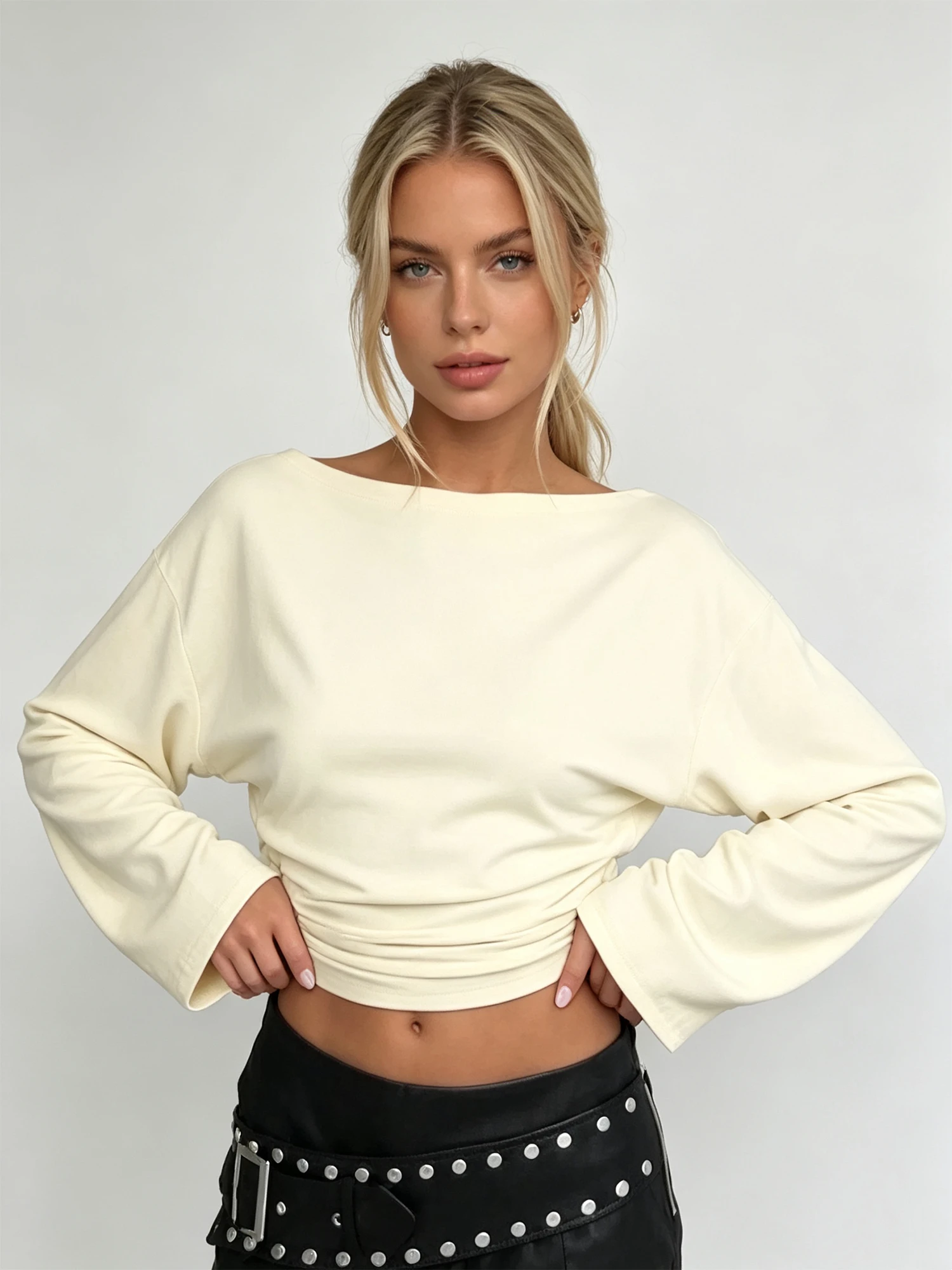 Women's Apricot T-shirt Y2K Gyaru Vintage Korean style Off Shoulder T-shirt Slim Fit Long Sleeve Basic Tee Top for Women Autumn